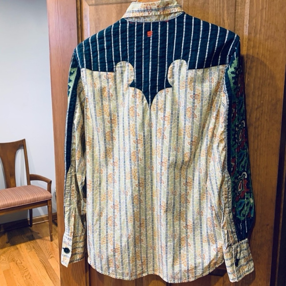 Robert Graham Multi Colored Print Button Down Emb… - image 5